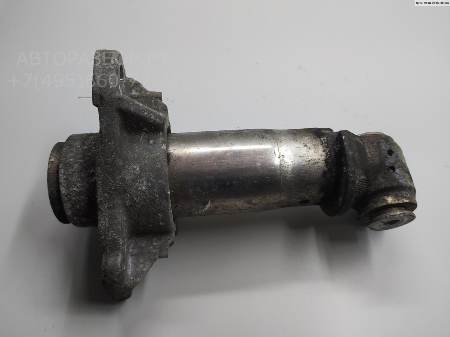 Кронштейн переднего бампера левый