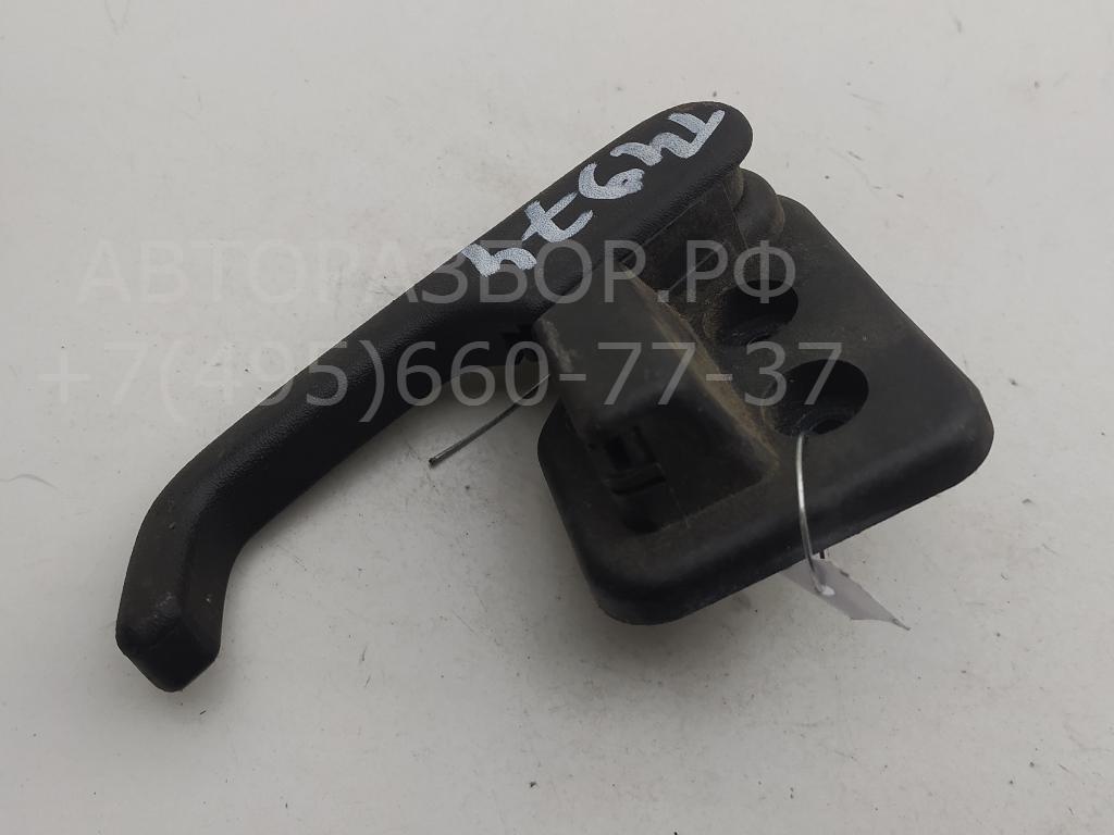 Ручка открывания капота