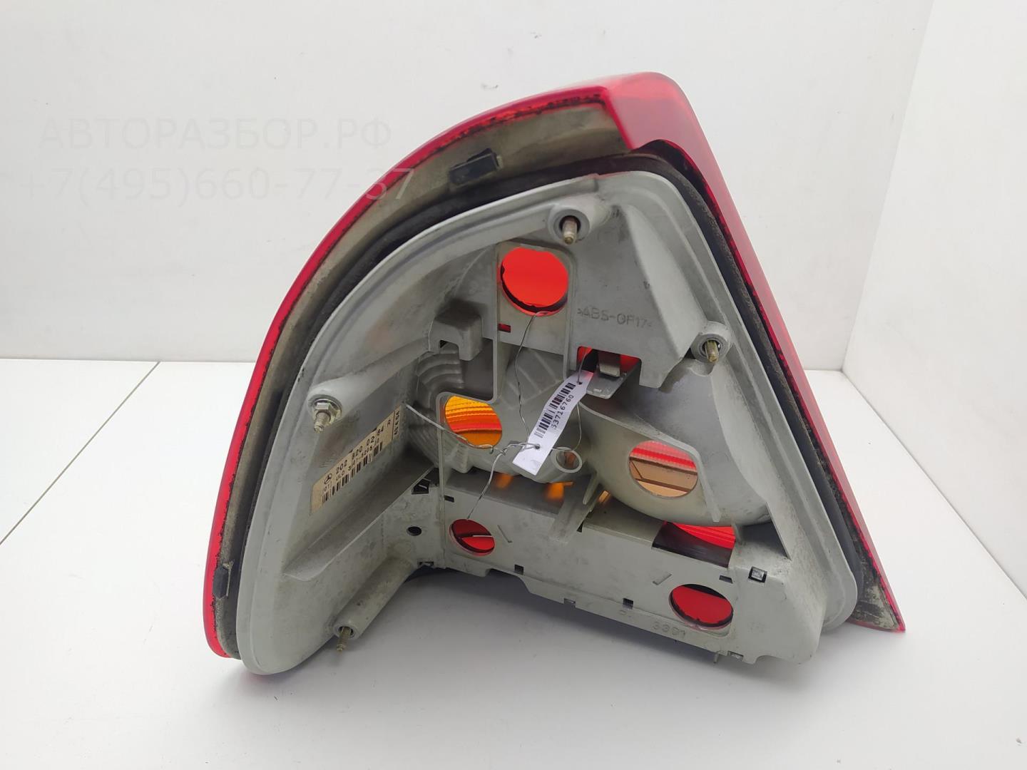 Фонарь задний правый