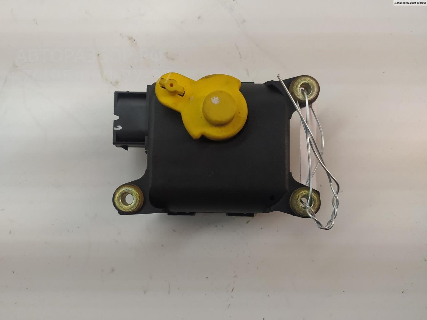 Моторчик заслонки печки