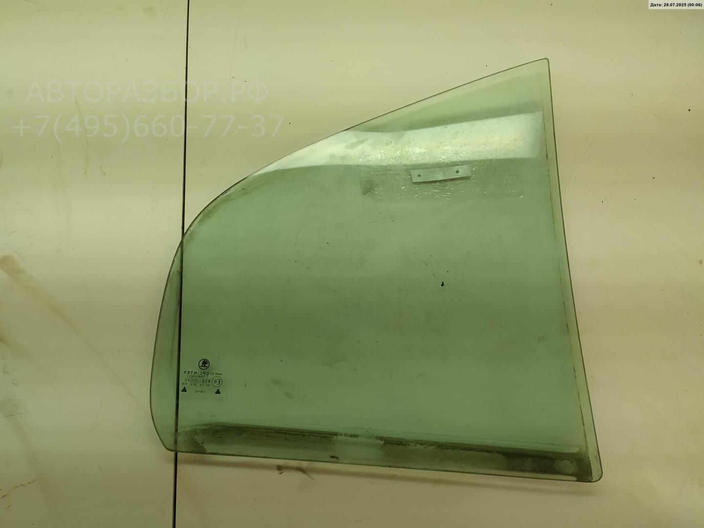Стекло двери задней левой (форточка)