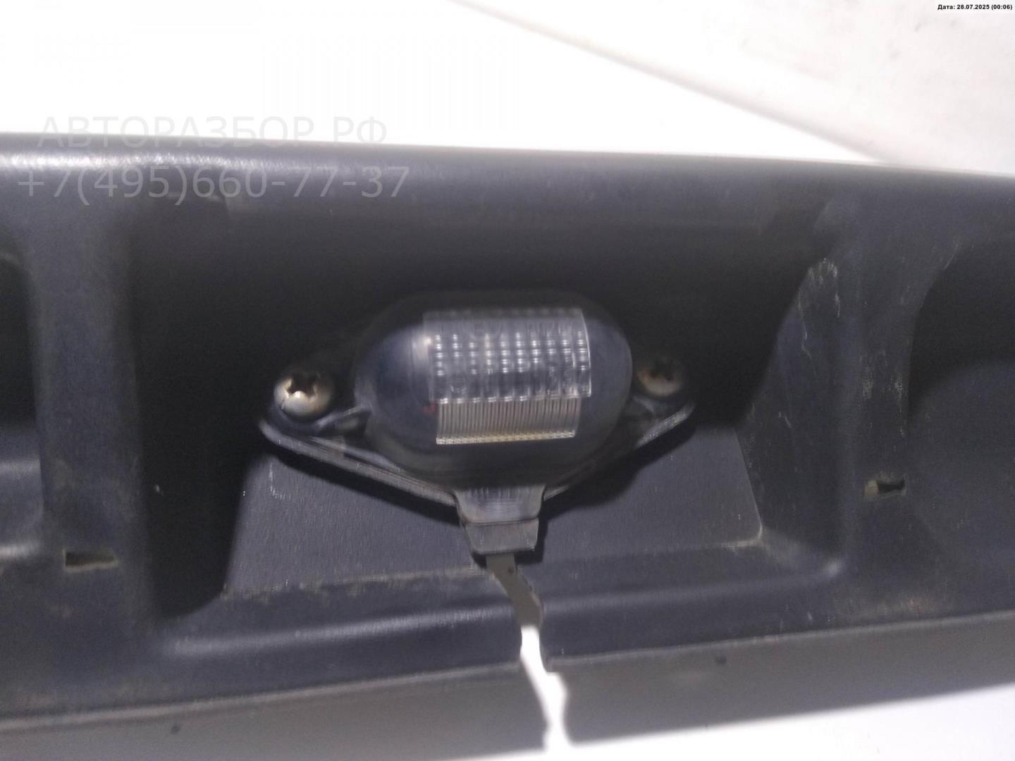 Накладка крышки багажника