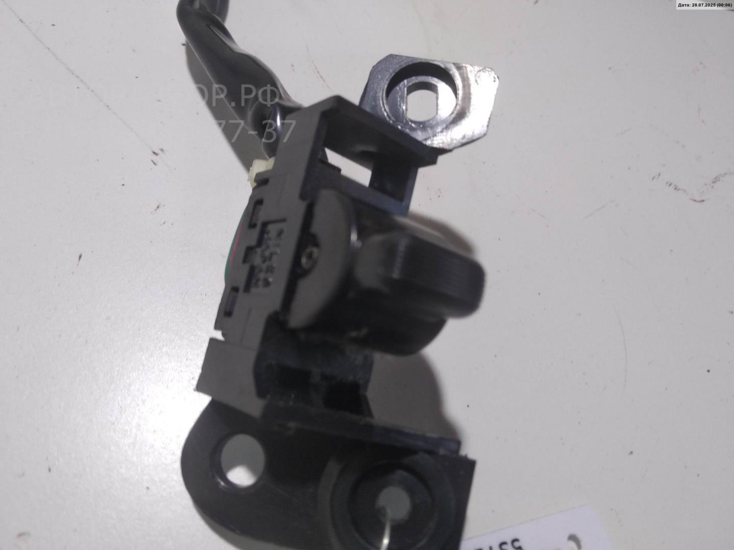 Кнопка стеклоподъемника