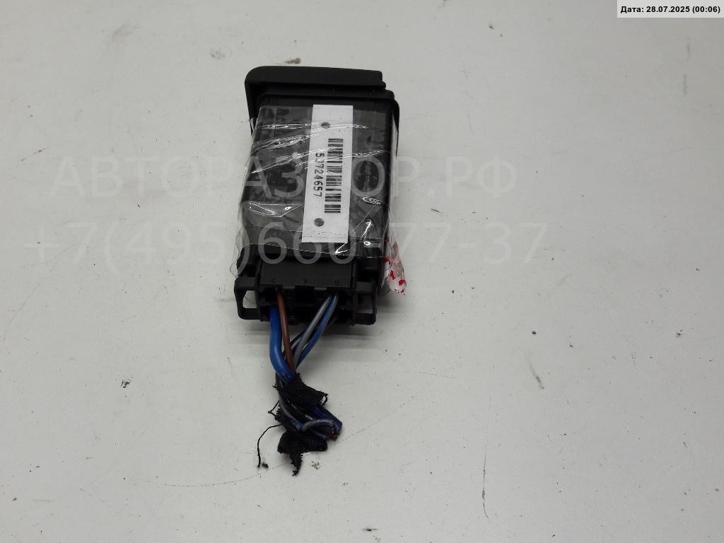 Кнопка обогрева заднего стекла