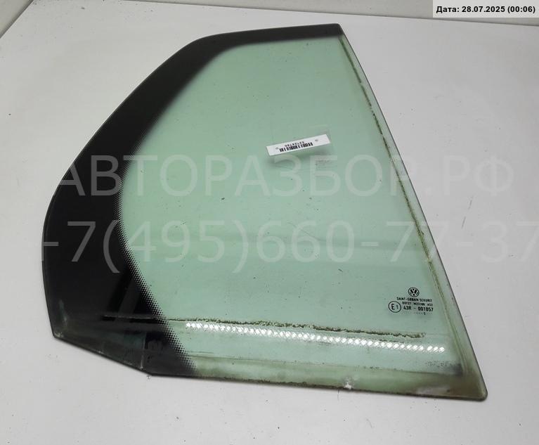 Стекло двери задней правой (форточка)