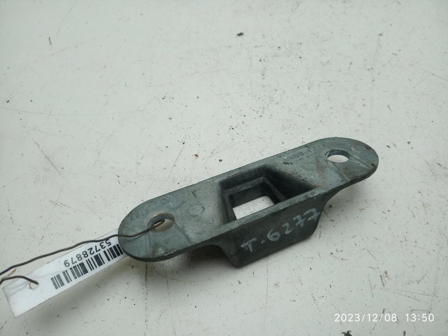 Ответная часть замка двери