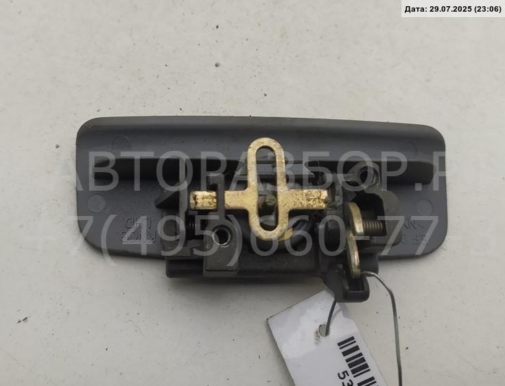 Замок бардачка