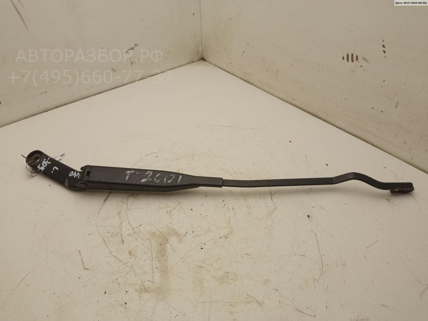 Поводок стеклоочистителя передний левый