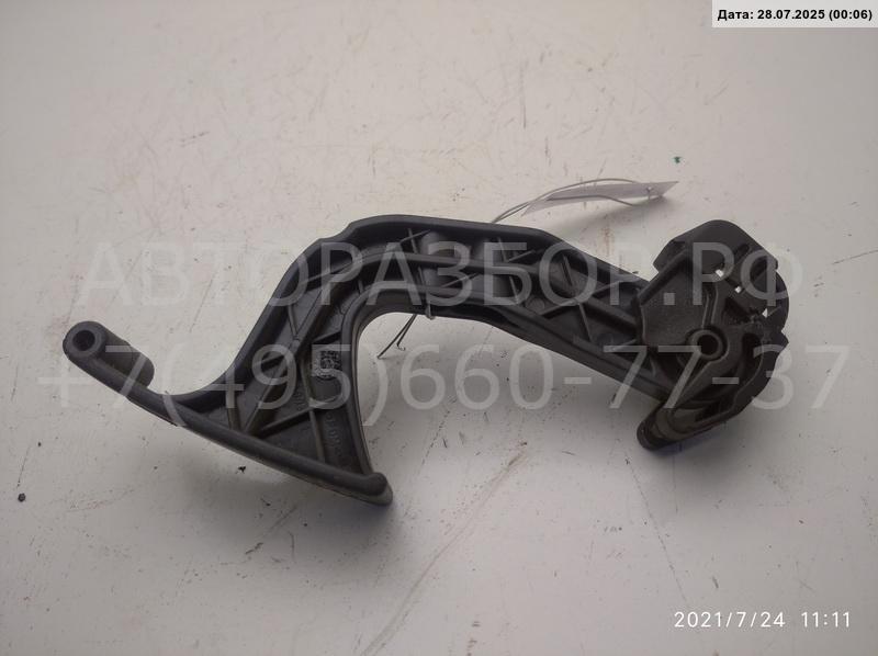 Ручка открывания капота