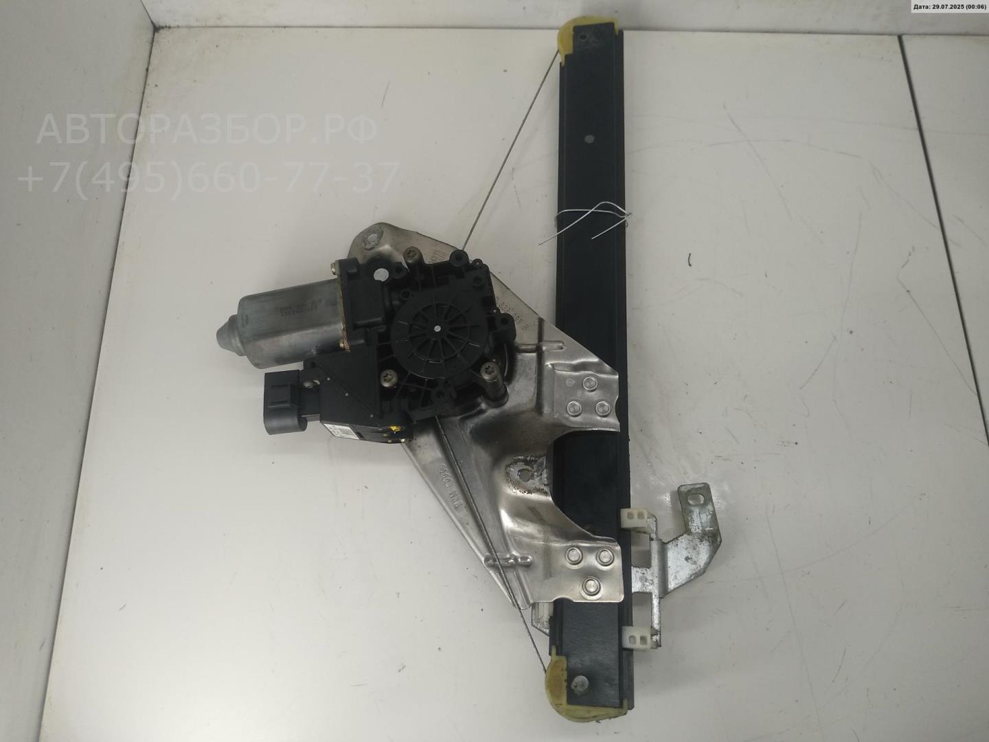 Стеклоподъемник электр. задний правый