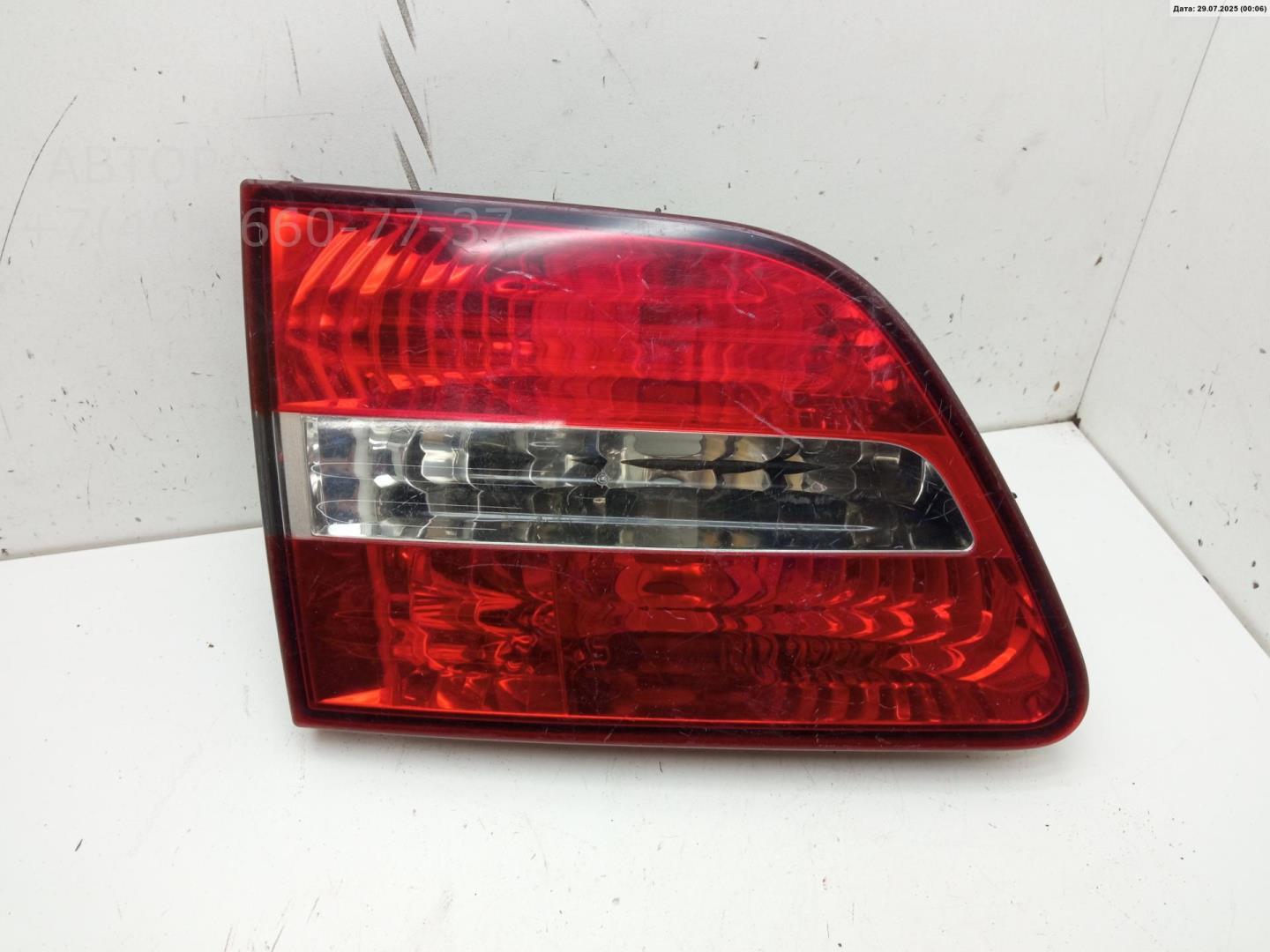 Фонарь задний внутренний левый