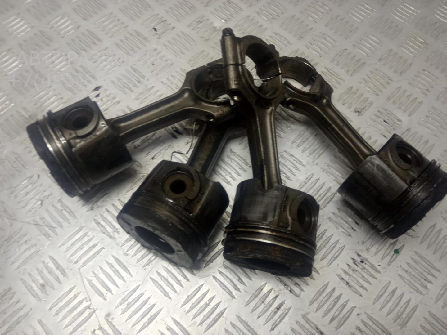 Поршень с шатуном