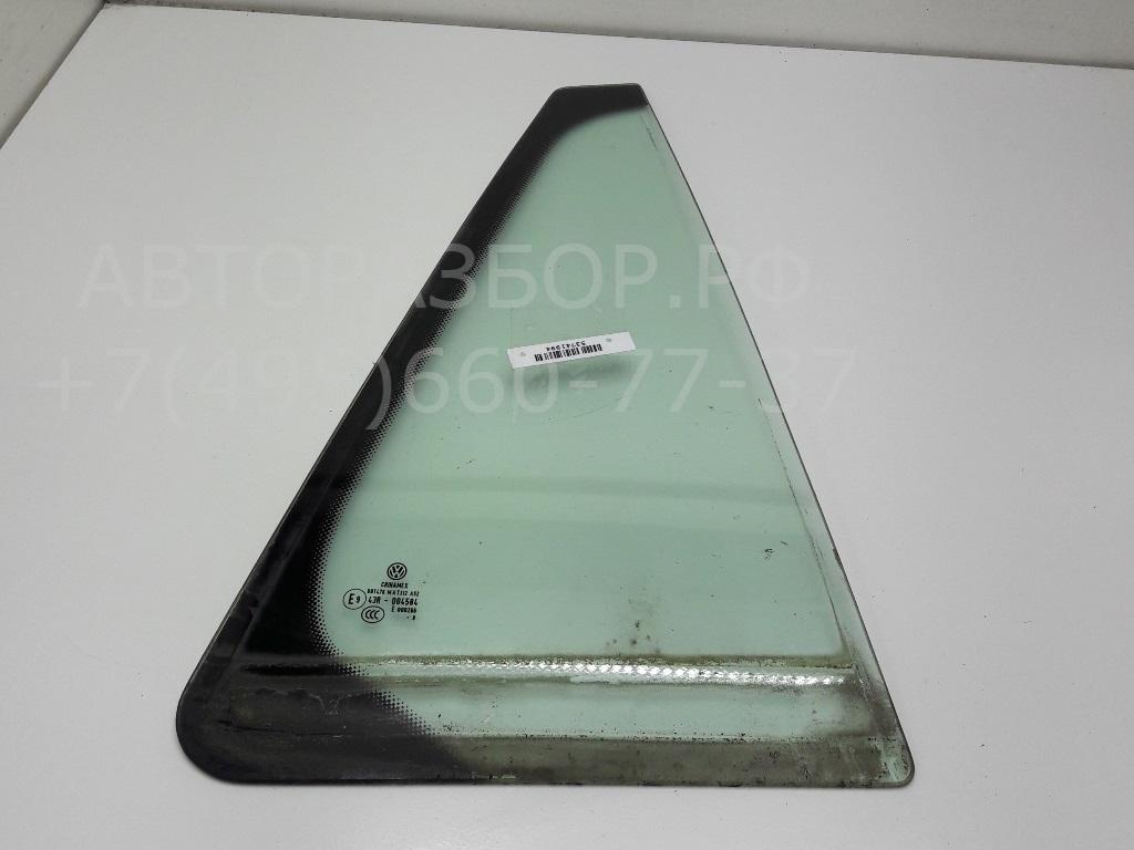 Стекло двери задней правой (форточка)