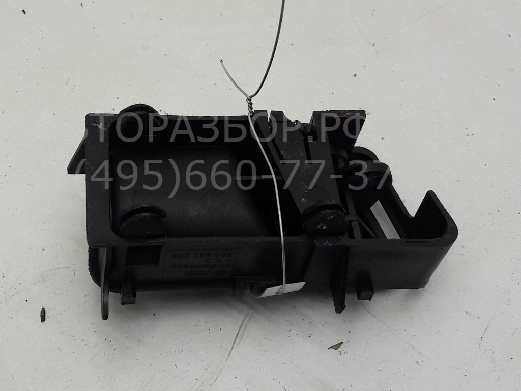 Ручка двери задней внутренняя правая