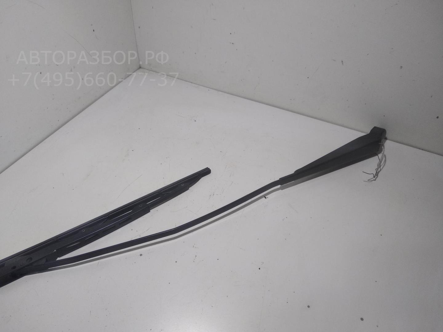 Поводок стеклоочистителя заднего