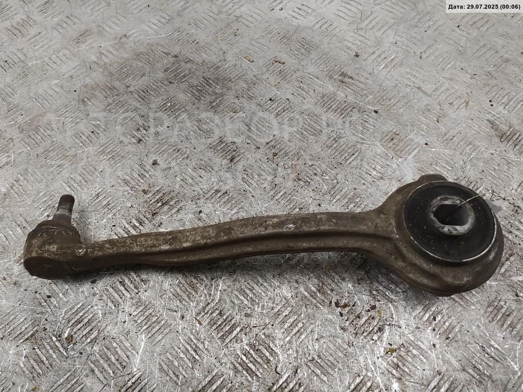 Рычаг передний правый