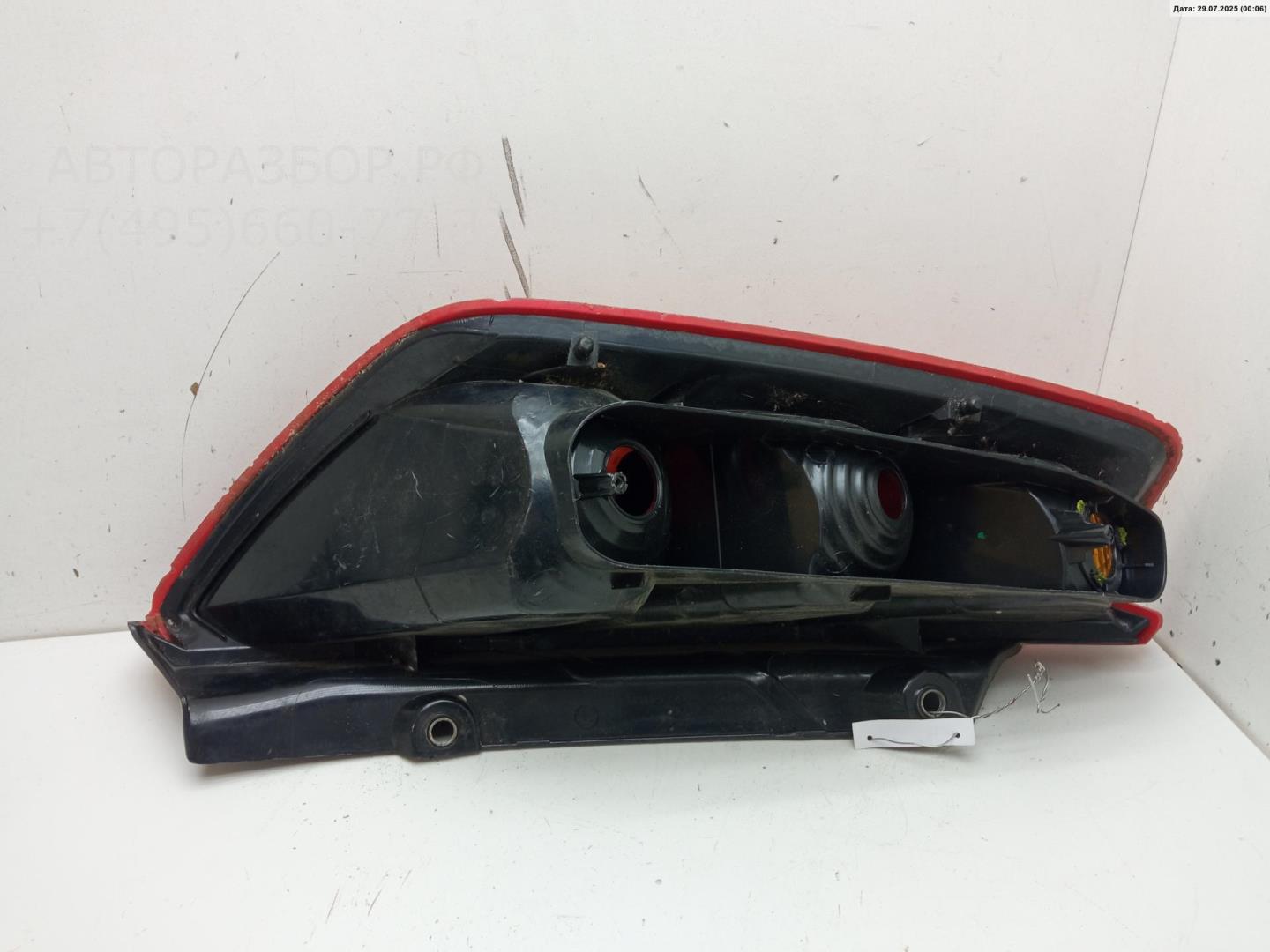 Фонарь задний правый