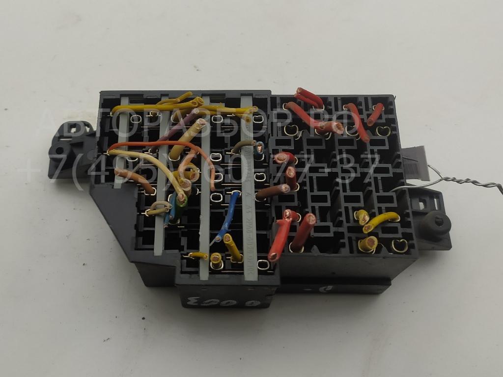 Блок предохранителей