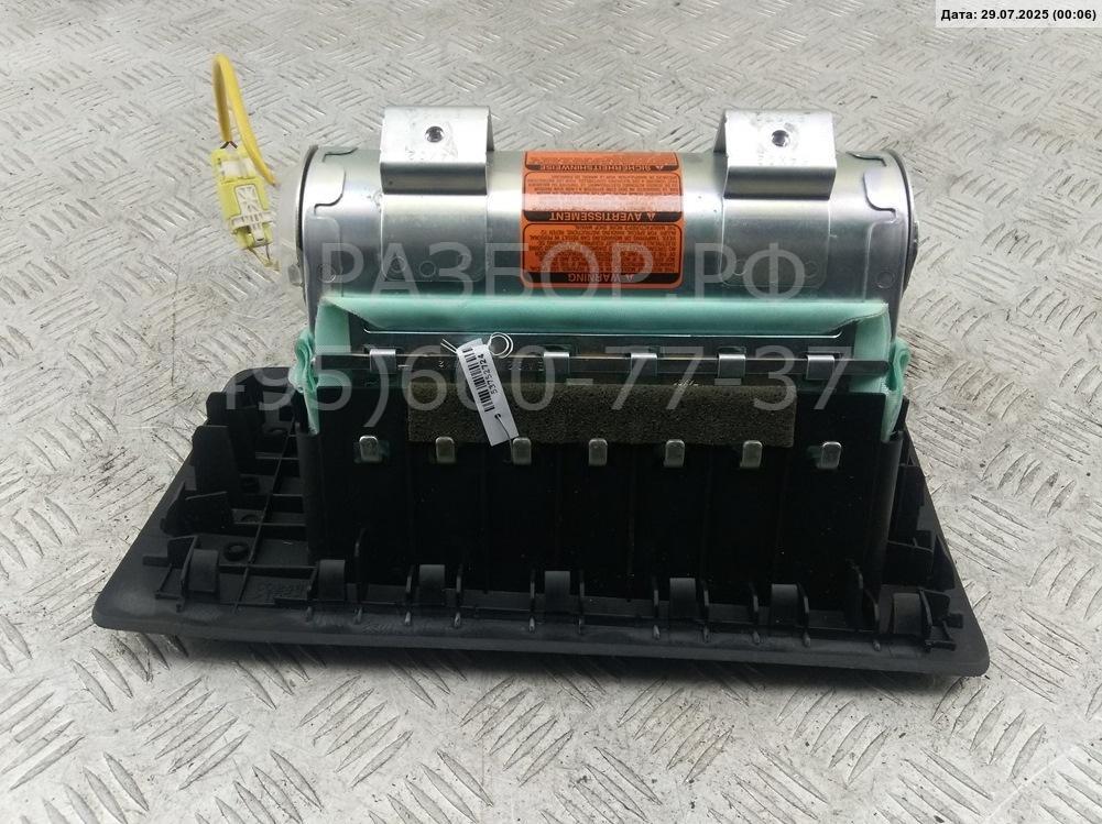 Подушка безопасности пассажирская (в торпедо)