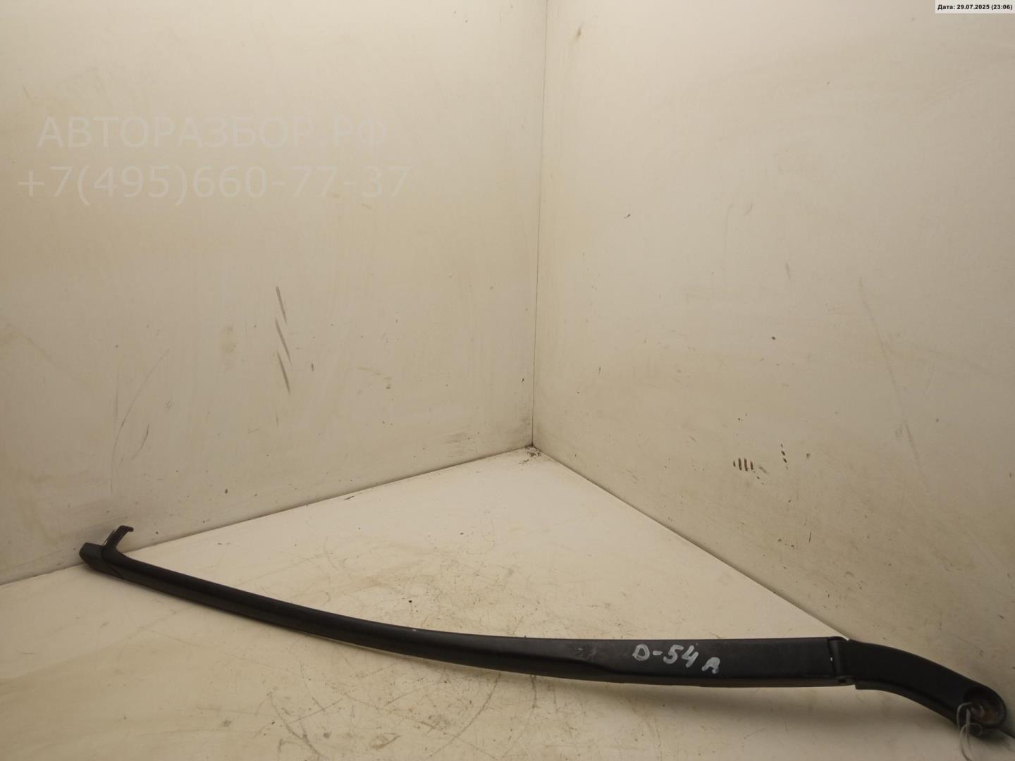 Поводок стеклоочистителя передний правый