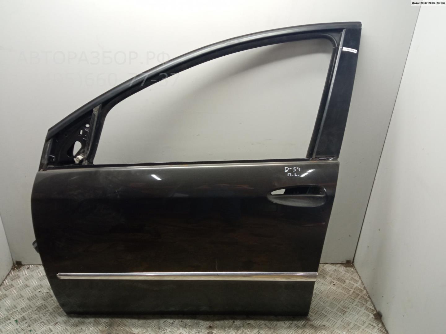 Дверь передняя левая