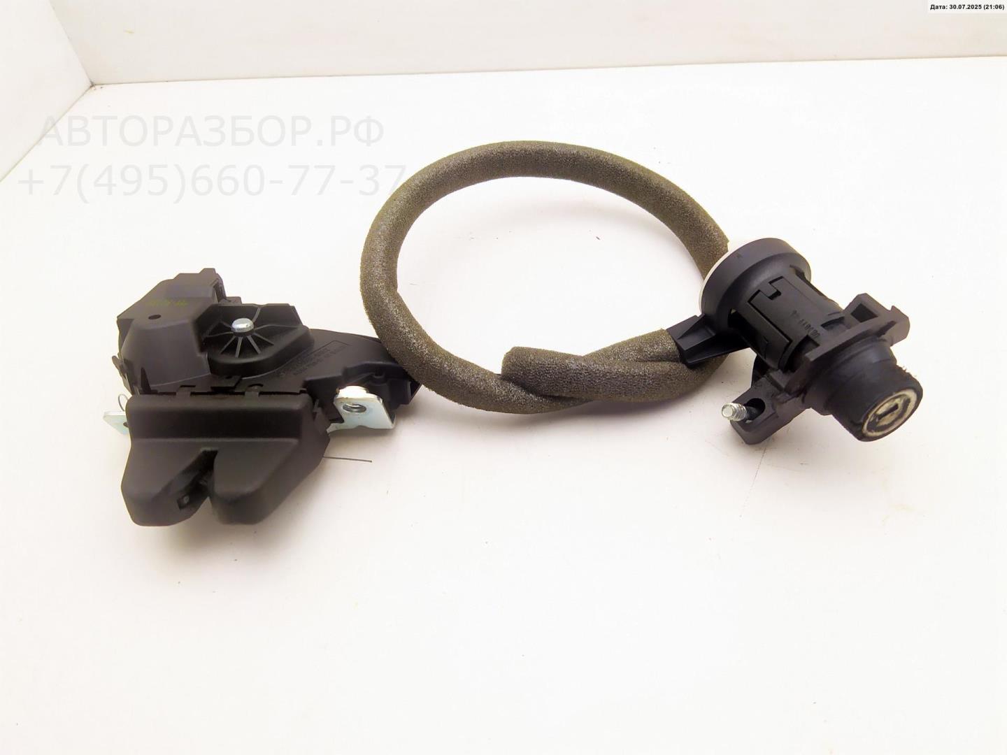 Замок багажника