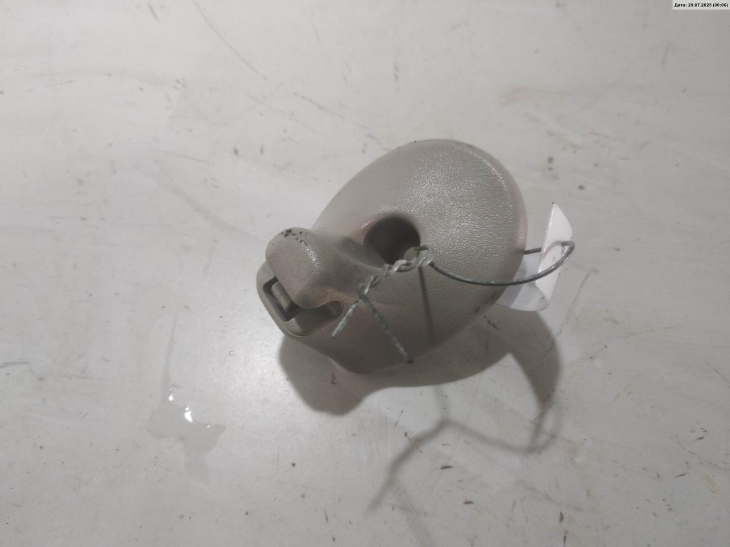 Кронштейн солнцезащитного козырька