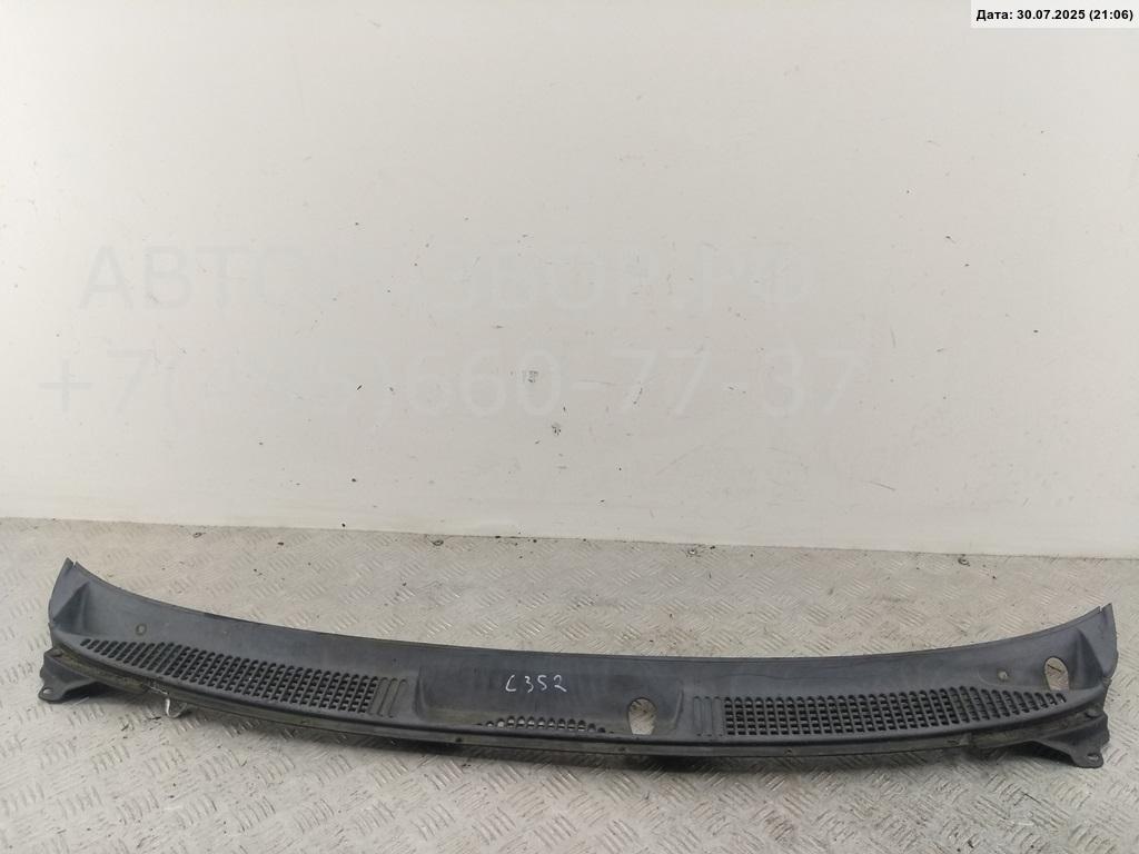 Решетка стеклоочистителей (Жабо)