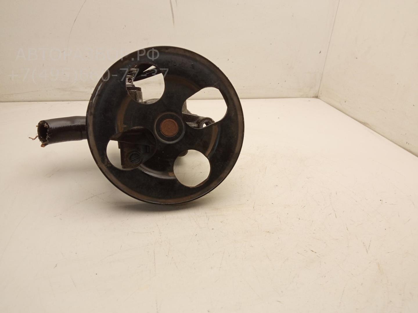 Насос ГУР (гидроусилитель руля)