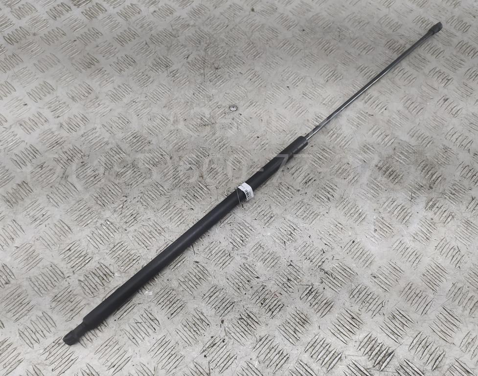 Амортизатор капота