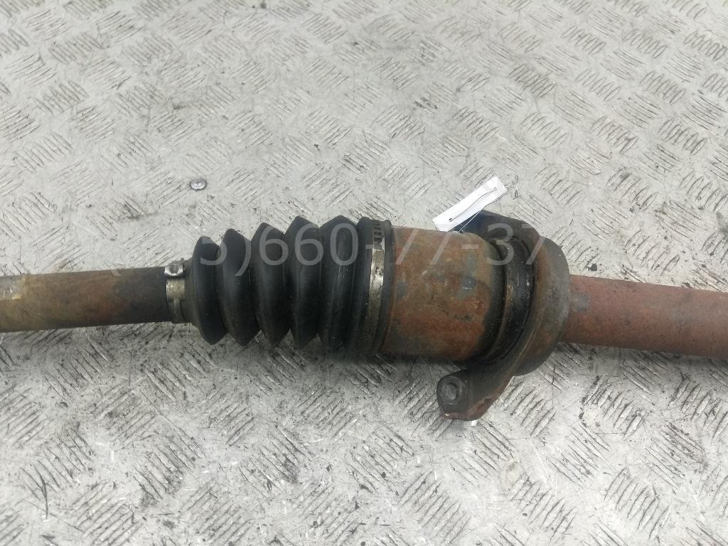 Полуось передняя правая