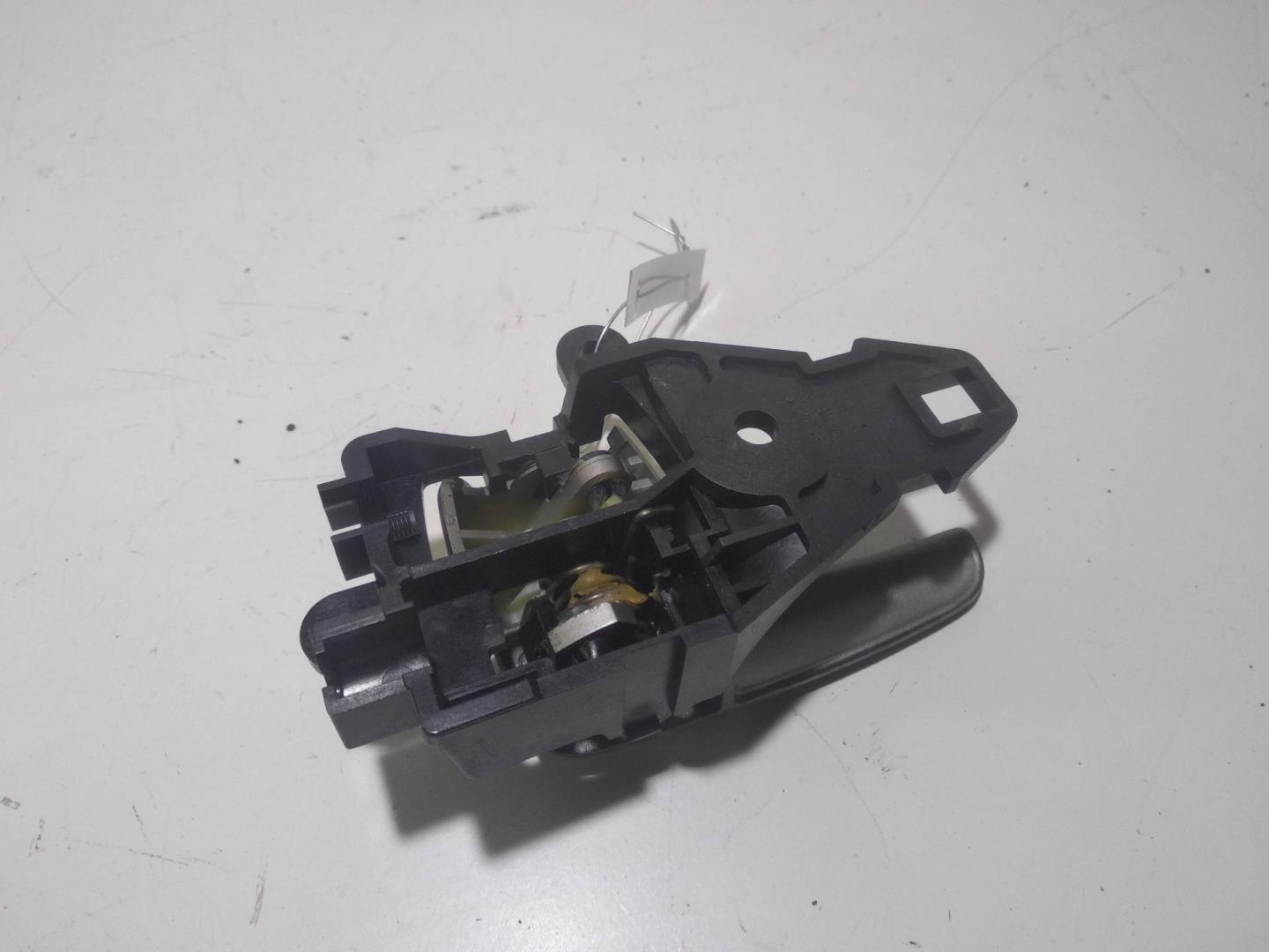 Ручка двери задней внутренняя правая