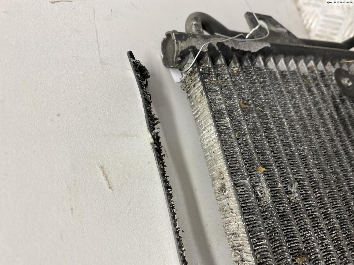 Радиатор кондиционера / конденсер