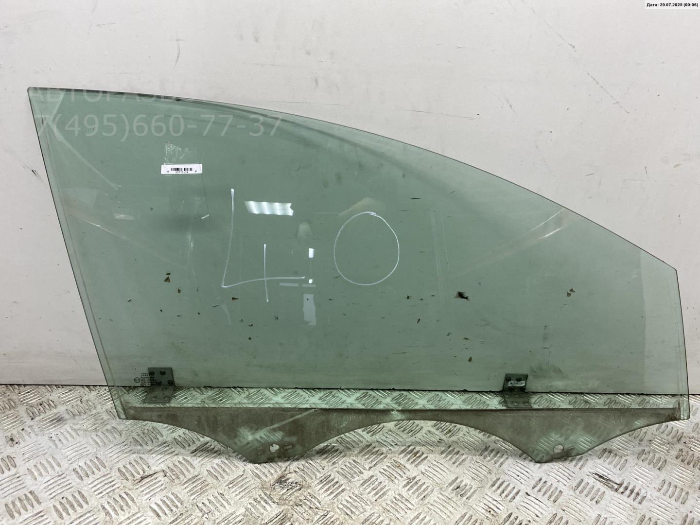 Стекло двери передней правой