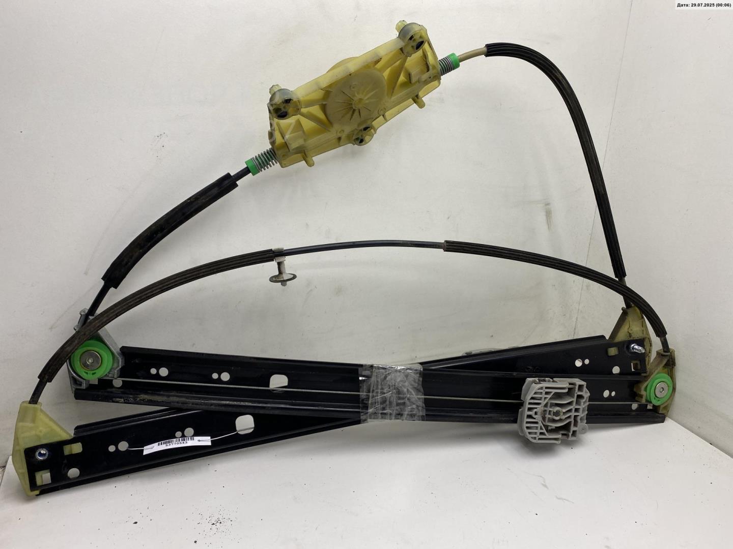 Стеклоподъемник электр. задний левый