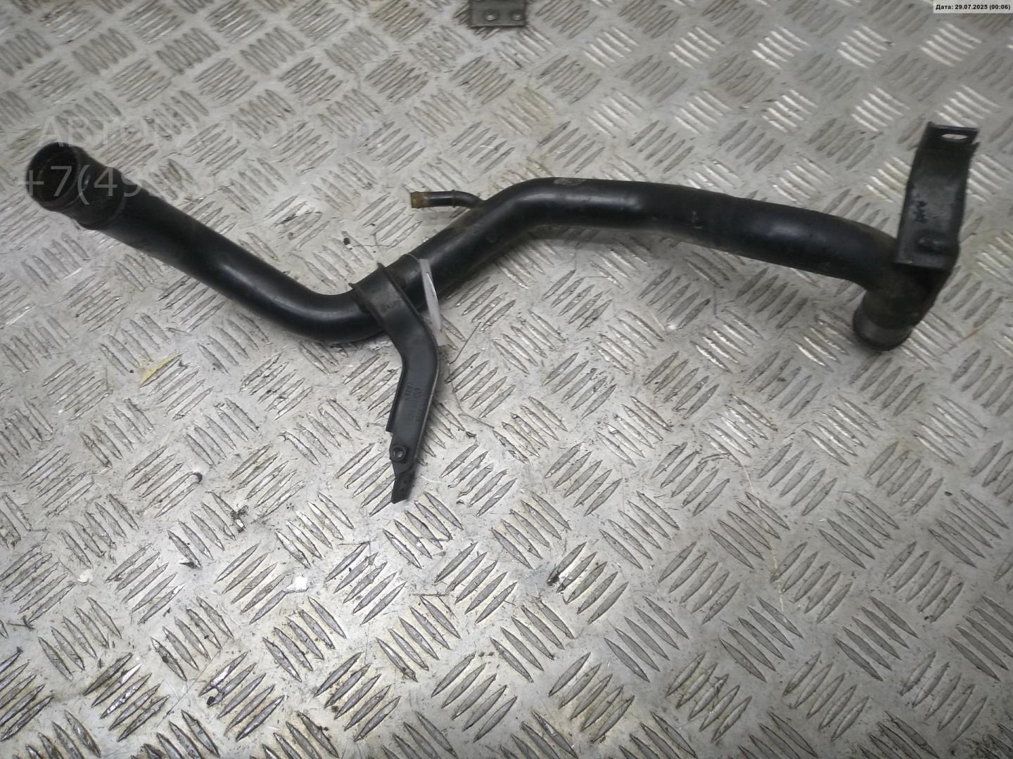 Трубка системы охлаждения