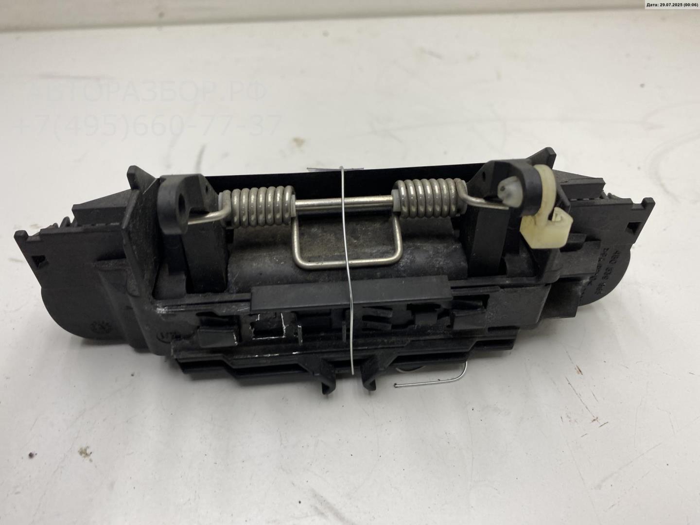 Ручка двери задней наружная правая