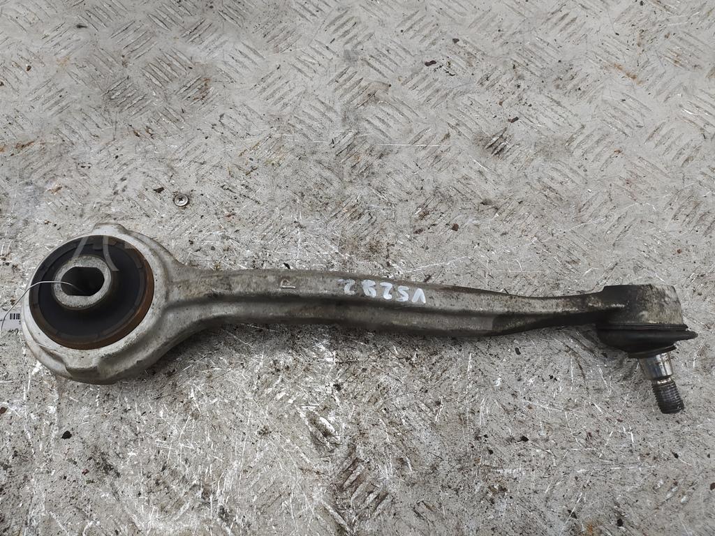 Рычаг передний правый