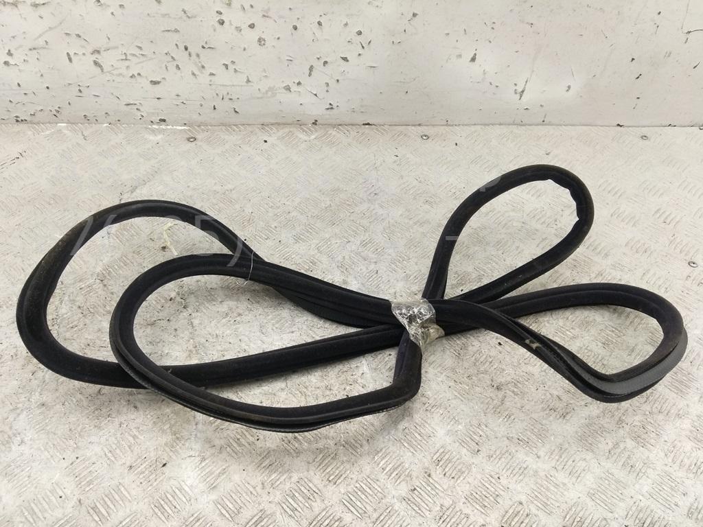 Уплотнитель двери