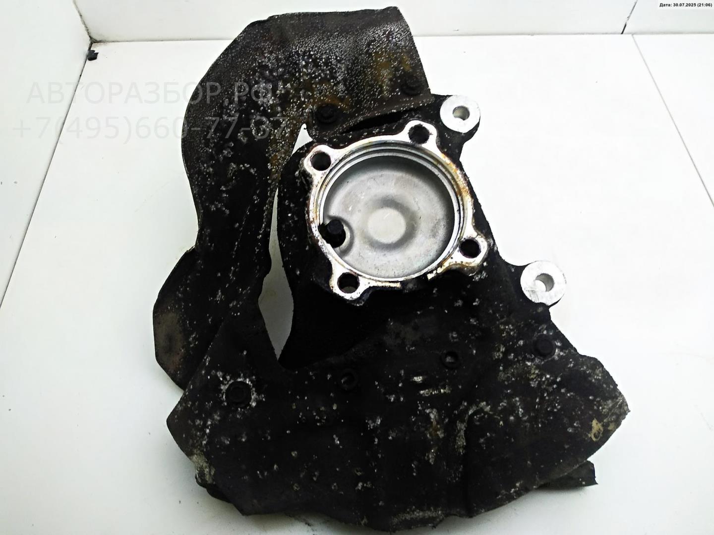 Кулак поворотный передний левый