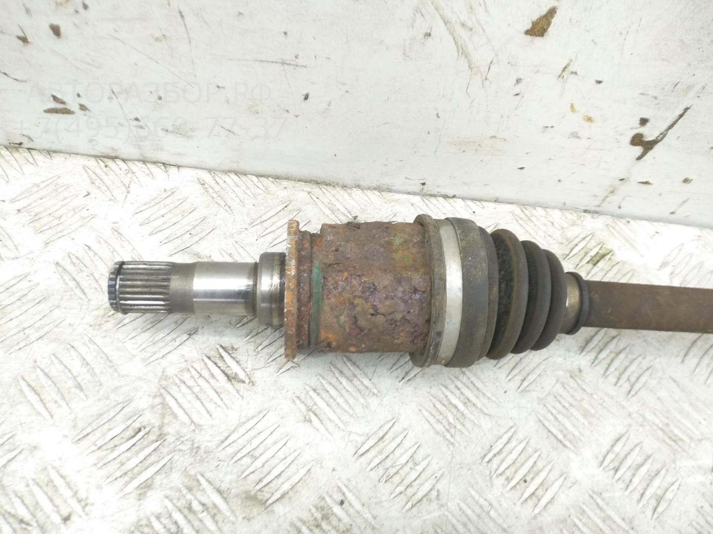 Полуось задняя