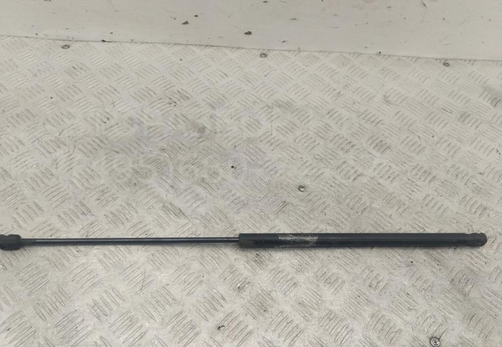 Амортизатор капота