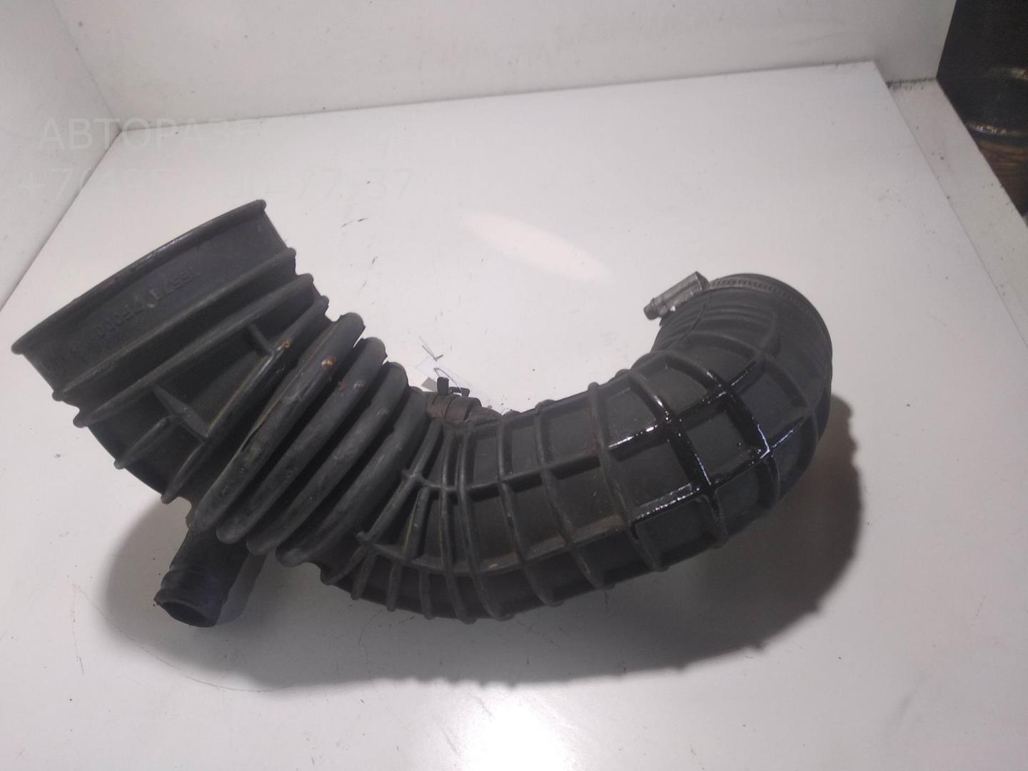 Патрубок воздушного фильтра