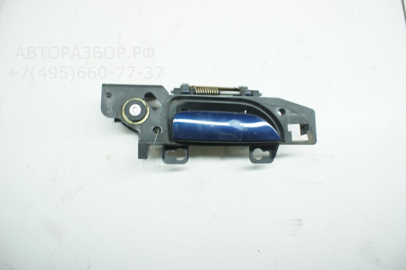 Ручка двери передней наружная правая