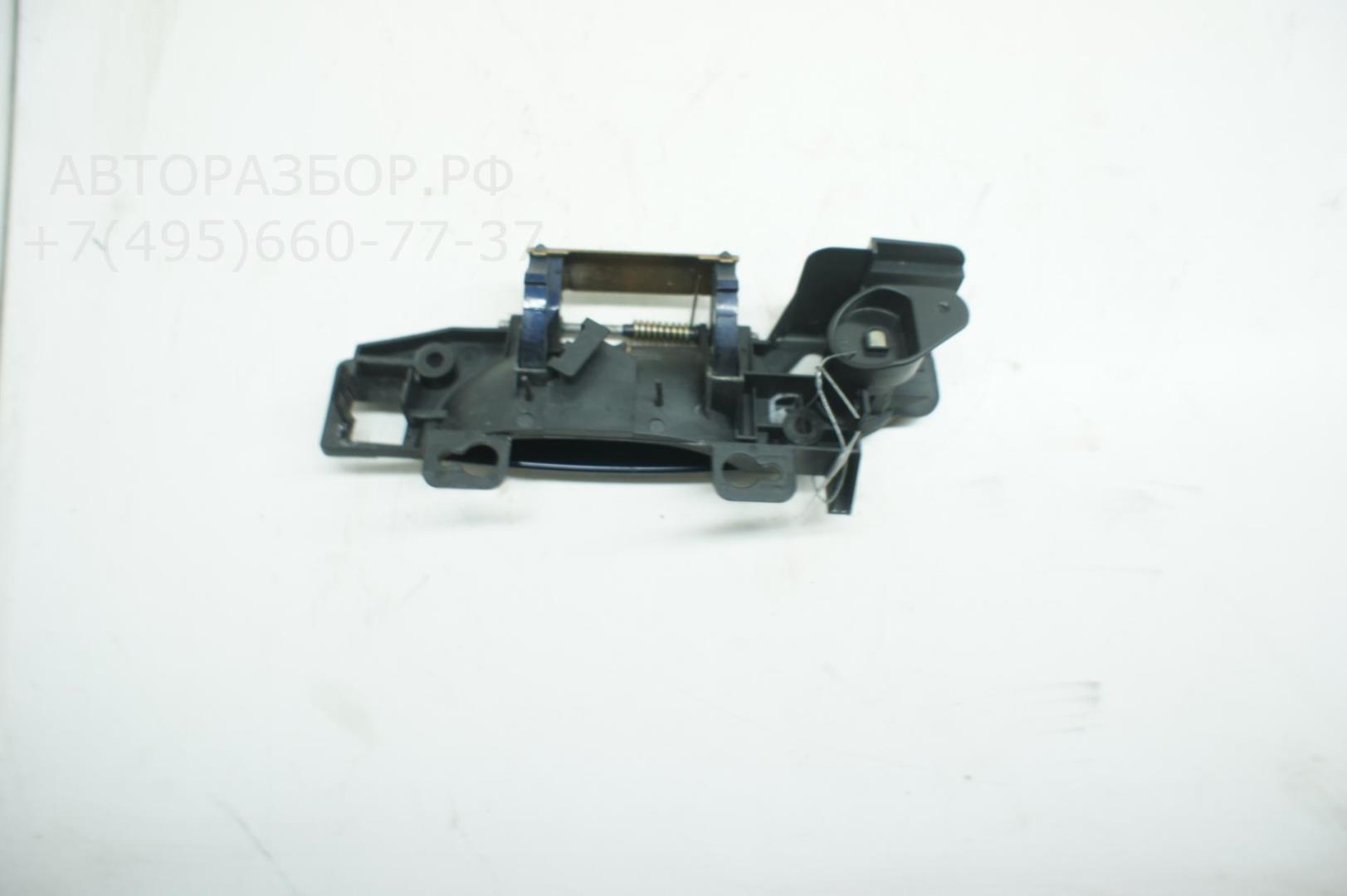 Ручка двери передней наружная правая