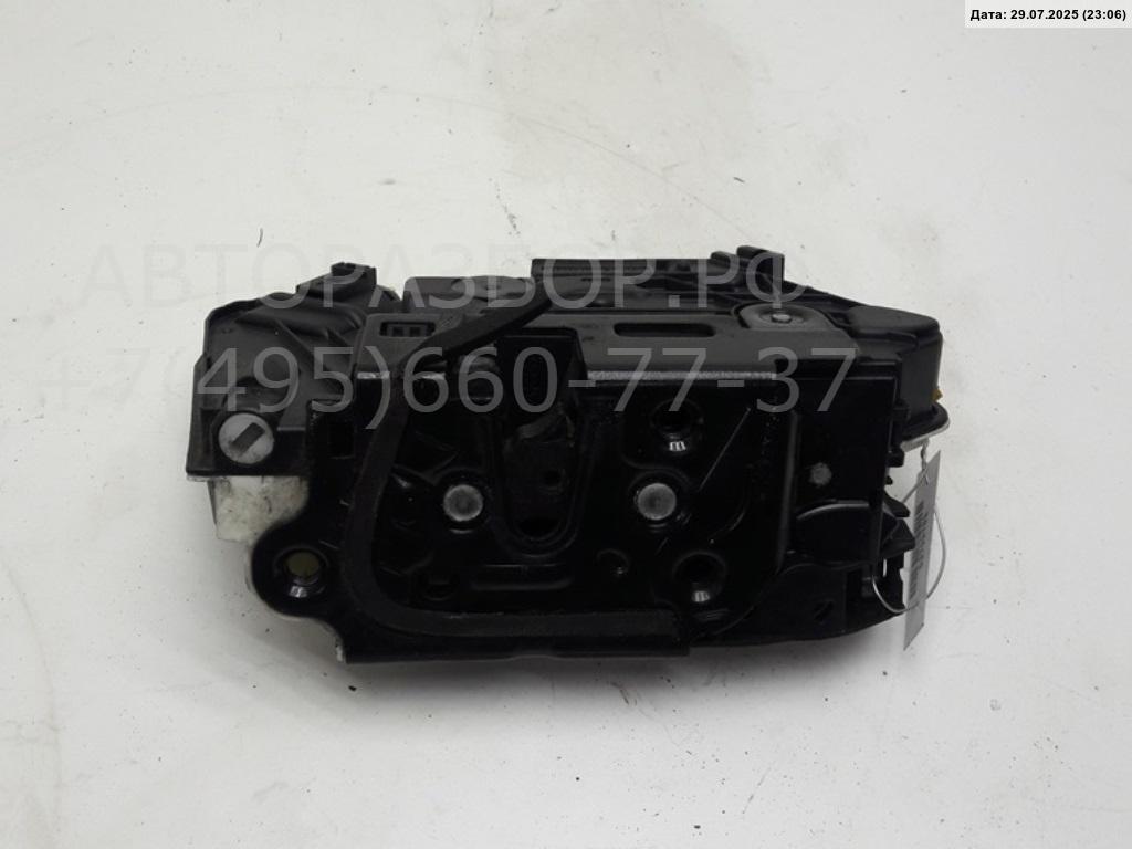 Замок двери передней левой