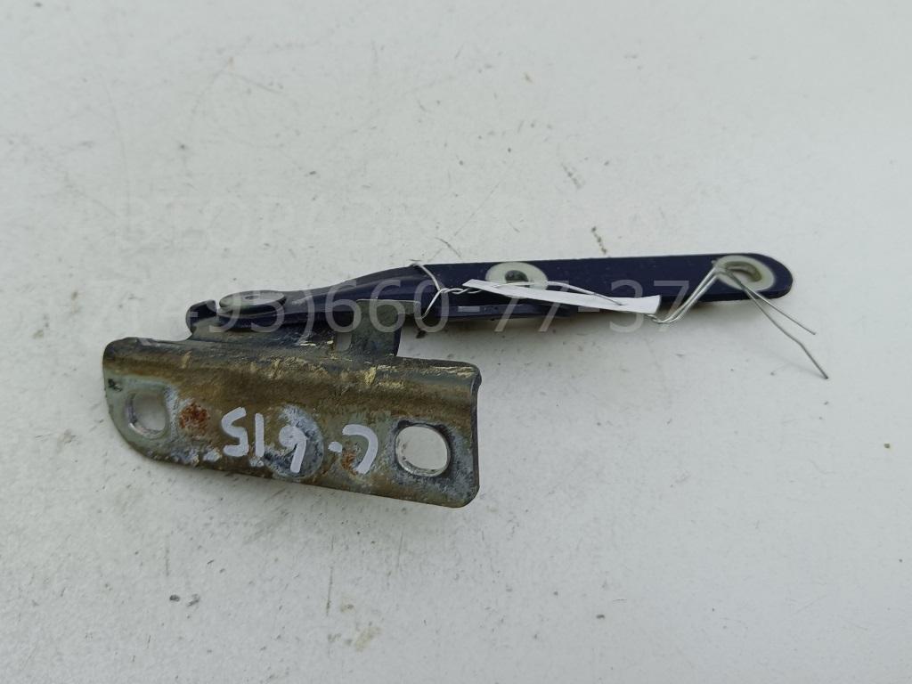 Петля капота правая