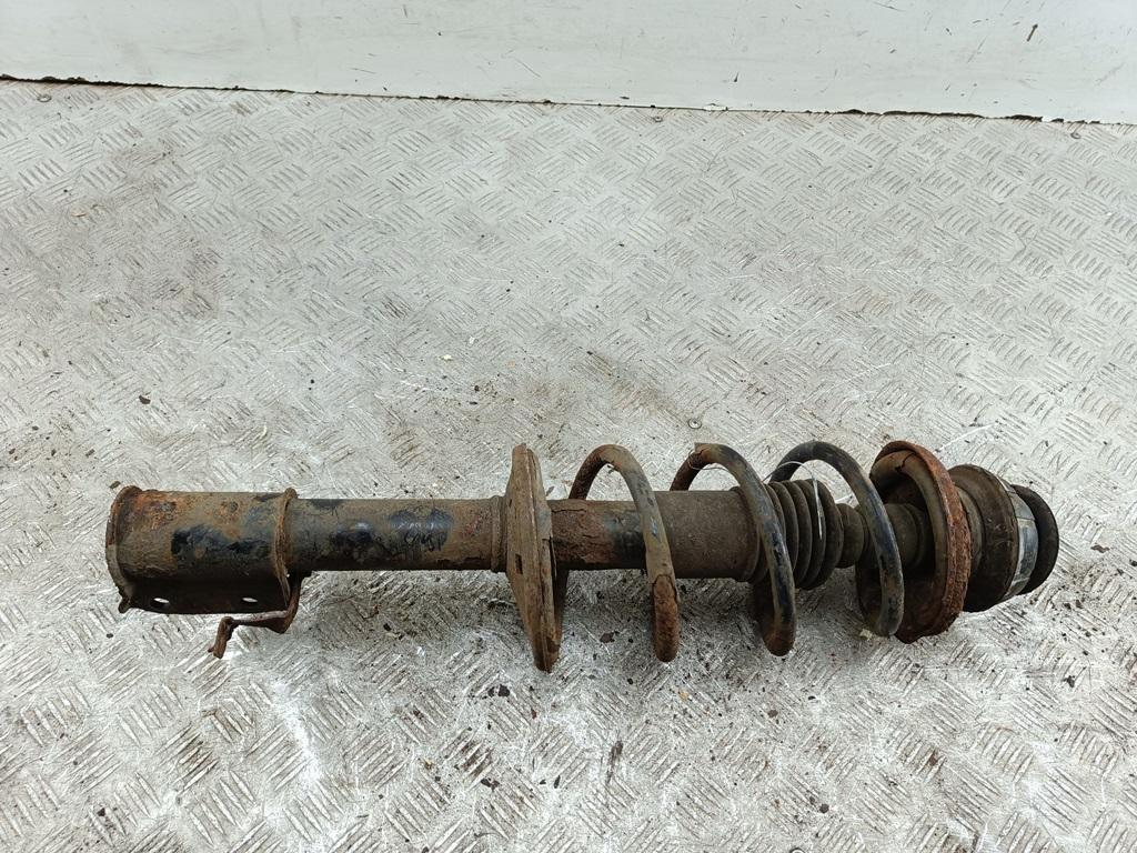 Амортизатор передний правый