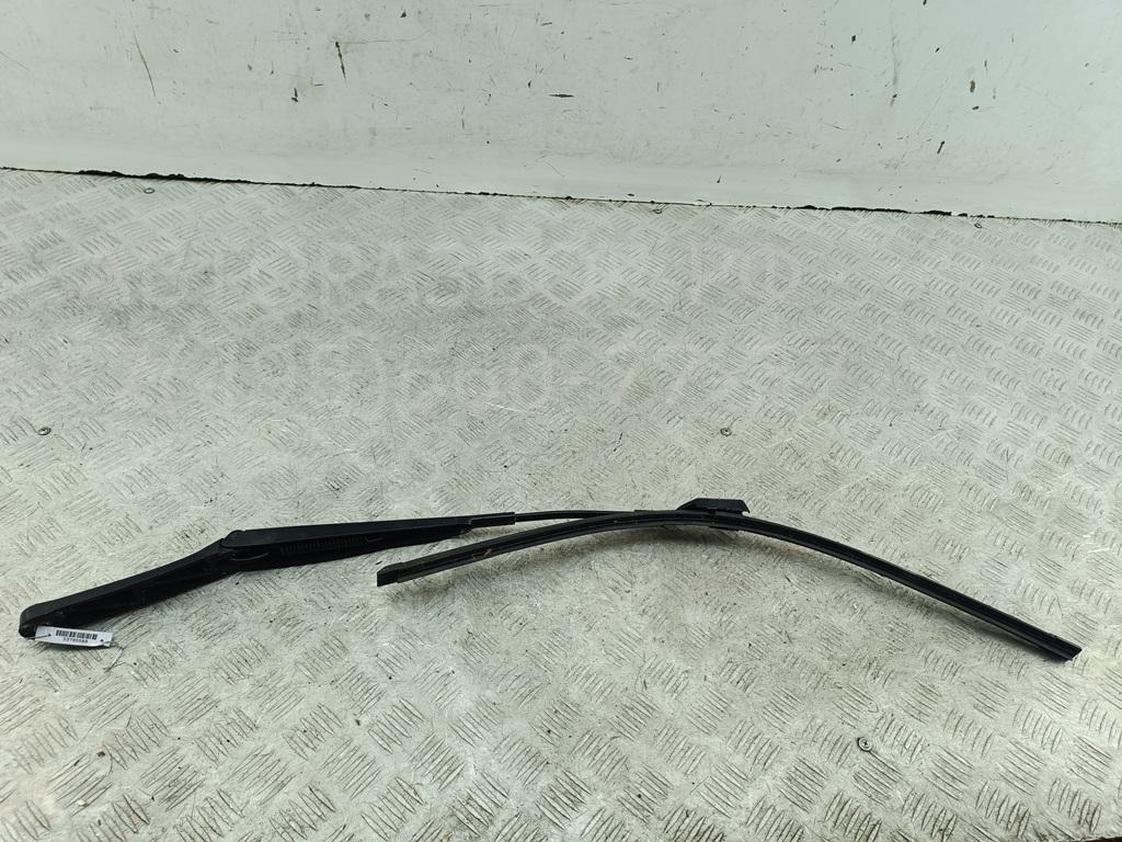 Поводок стеклоочистителя передний левый