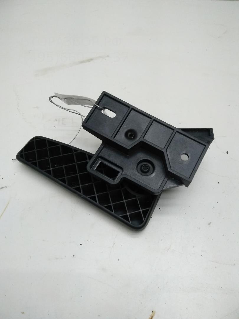 Ручка открывания капота